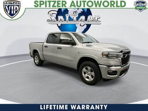 New 2026 RAM 1500 Big Horn AWD/4WD image 3