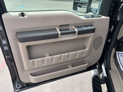Used 2009 Ford F250 XLT image 10
