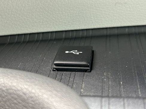 Certified 2022 Toyota Sienna XSE image 32