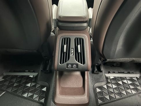 Certified 2025 BMW X1 M35i w/ Shadowloine Package image 9