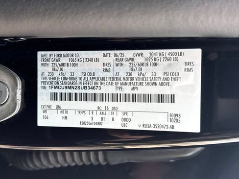Used 2025 Ford Escape ST-Line AWD/4WD image 34