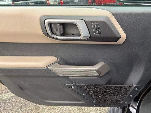 Used 2023 Ford Bronco Wildtrak AWD/4WD image 19