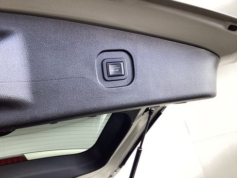 Used 2013 Chevrolet Equinox LT w/ Power Convenience Package FWD image 36