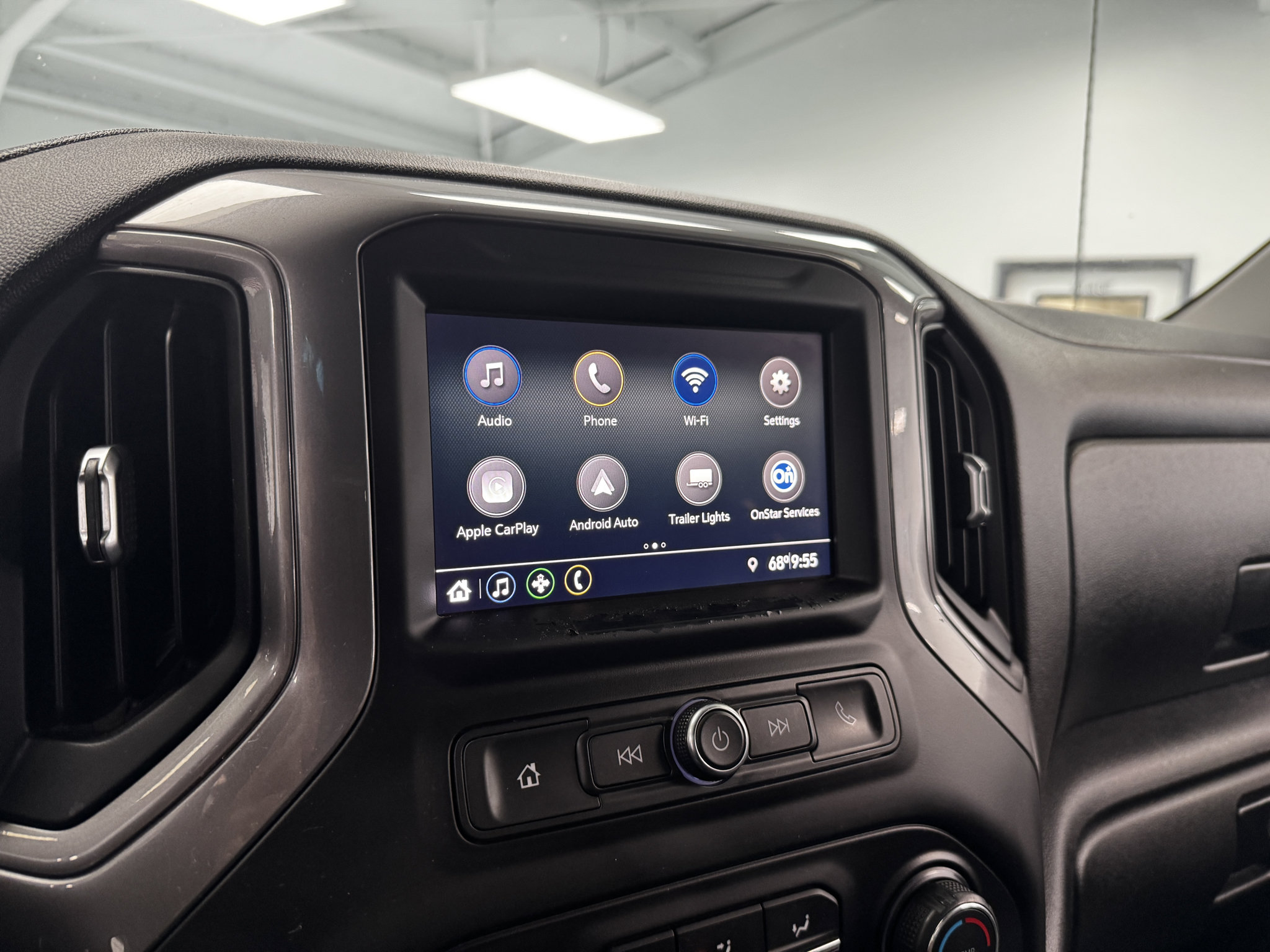Used 2021 Chevrolet Silverado 1500 Custom Trail Boss AWD/4WD image 19