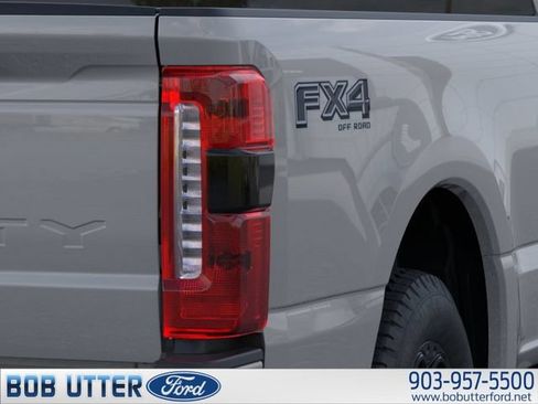 New 2026 Ford F350 Lariat w/ Black Appearance Package AWD/4WD image 21