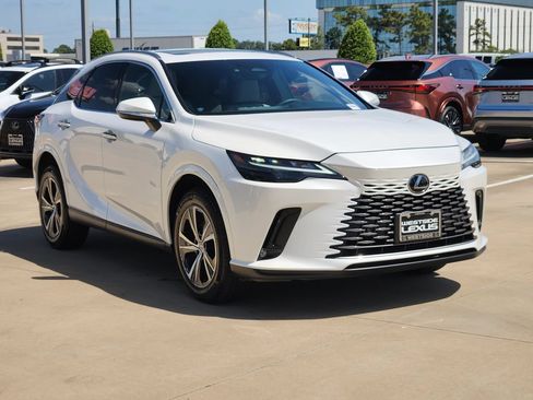 Used 2023 Lexus RX 350 Premium w/ Cold Area Package FWD image 3