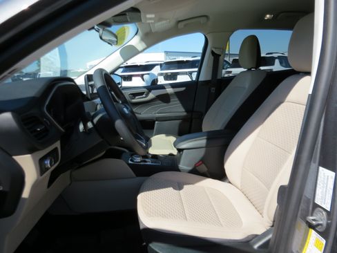 Used 2022 Ford Escape SE AWD/4WD image 12