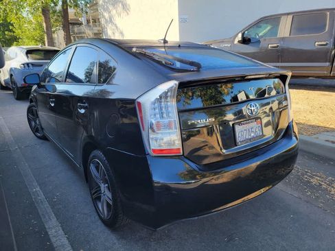 Used 2011 Toyota Prius Four w/ Navigation Pkg FWD image 6