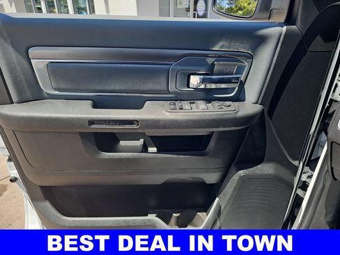 Used 2022 RAM 1500 Classic SLT w/ Electronics Group AWD/4WD image 26