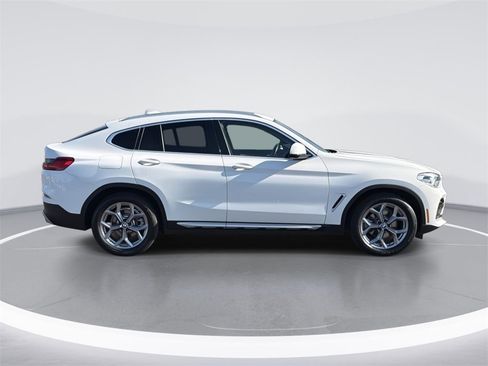 Used 2020 BMW X4 xDrive30i w/ Convenience Package image 3