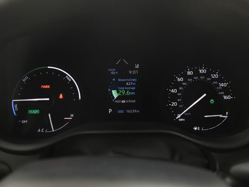 Used 2022 Toyota Sienna LE image 26