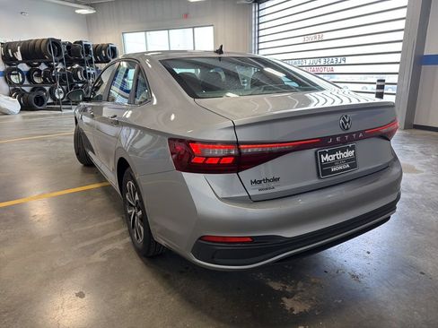 Used 2025 Volkswagen Jetta S FWD image 7