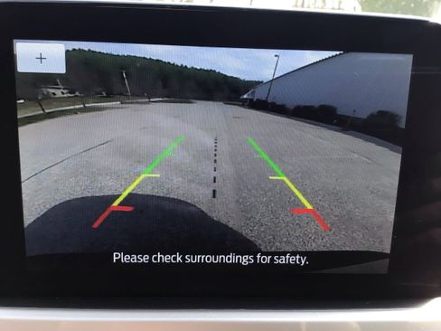 Used 2022 Ford Escape SE w/ SE Sport Appearance Package image 22