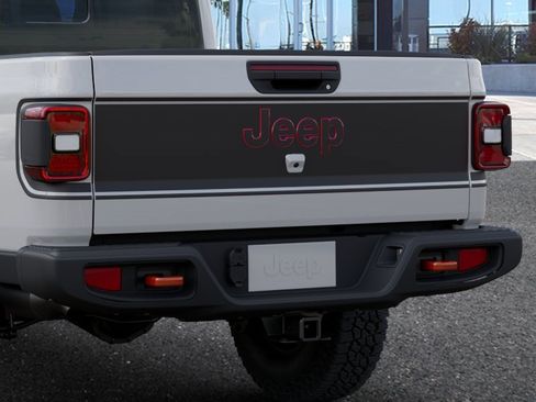 New 2026 Jeep Gladiator Rubicon AWD/4WD image 13