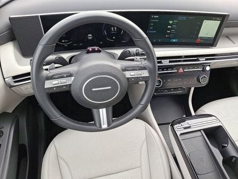 Used 2025 Hyundai Tucson SEL image 10