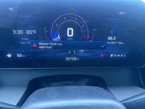 Used 2025 Chevrolet Traverse LT image 42