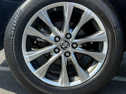 Used 2017 Toyota RAV4 Limited w/ Carpet Mat Package image 45