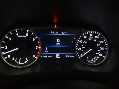Used 2024 Nissan Sentra SV FWD image 23