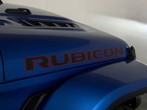 Used 2021 Jeep Gladiator Rubicon image 30