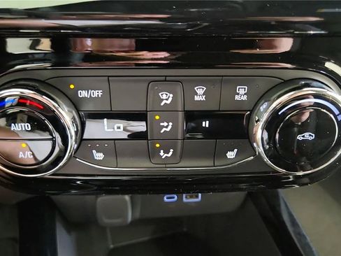 New 2026 Chevrolet Trax RS w/ Driver Confidence Package FWD image 31