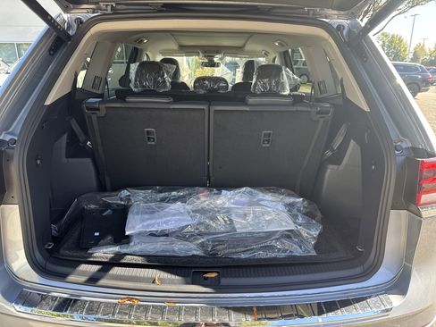 New 2026 Volkswagen Atlas SEL Premium R-Line AWD/4WD image 4