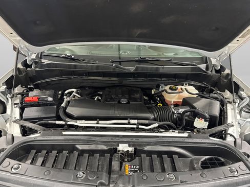 Used 2023 Chevrolet Silverado 1500 Custom image 11