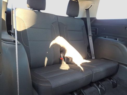 Used 2021 GMC Acadia SLE w/ Driver Convenience Package image 11