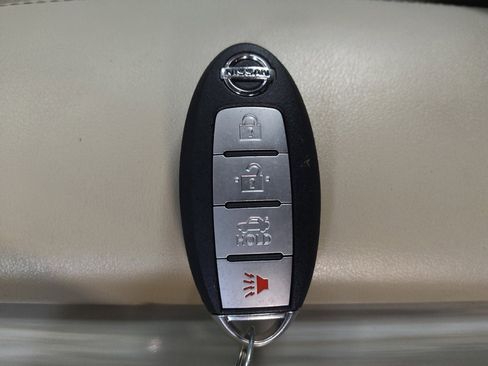 Used 2016 Nissan Murano SL w/ SL Technology Package FWD image 32
