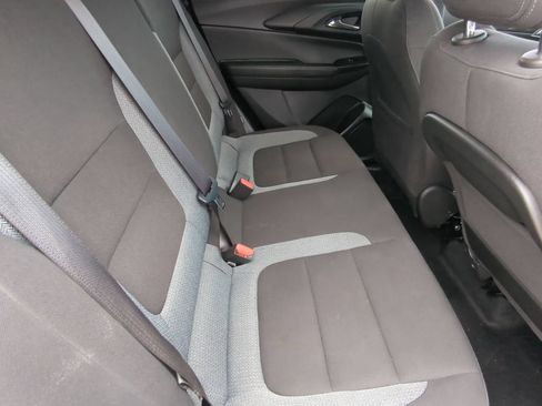 Used 2025 Chevrolet TrailBlazer LT FWD image 26