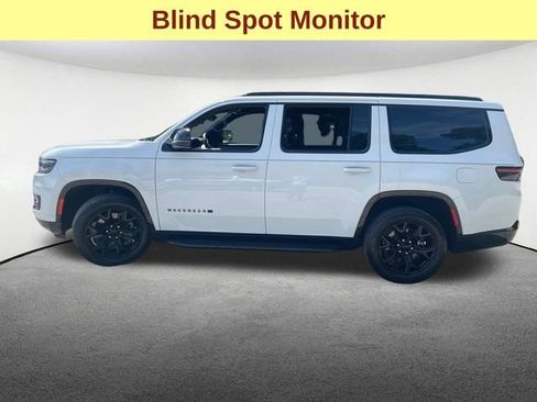 Used 2023 Jeep Wagoneer Series II AWD/4WD image 6