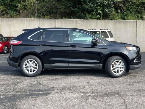 Certified 2021 Ford Edge SEL FWD image 2