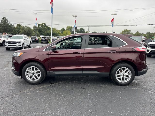 Used 2023 Ford Edge SEL w/ Convenience Package AWD/4WD image 4
