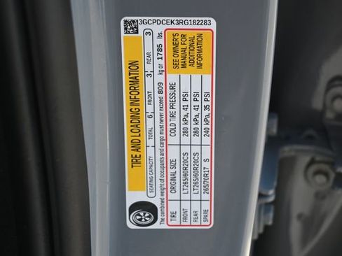 Used 2024 Chevrolet Silverado 1500 Custom Trail Boss w/ LPO, Dark Essentials Package image 29