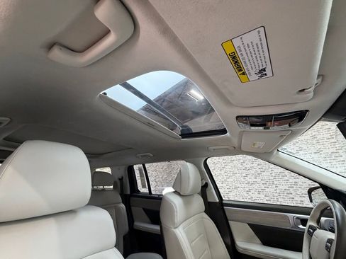 Certified 2025 Hyundai Santa Fe Calligraphy image 13