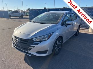 Used 2025 Nissan Versa SV video 1