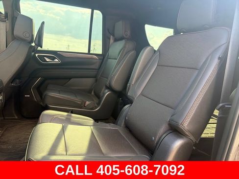 Used 2024 Chevrolet Suburban High Country w/ Advanced Technology Package AWD/4WD image 13