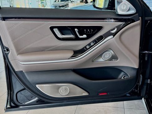 New 2026 Mercedes-Benz Maybach S 580 4MATIC image 15