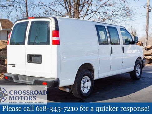 Used 2016 Chevrolet Express 2500 RWD image 8