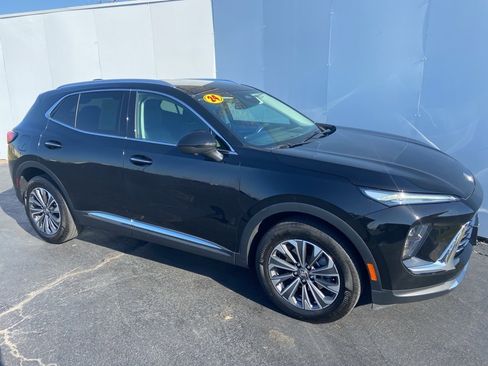 Certified 2024 Buick Envision Preferred image 9