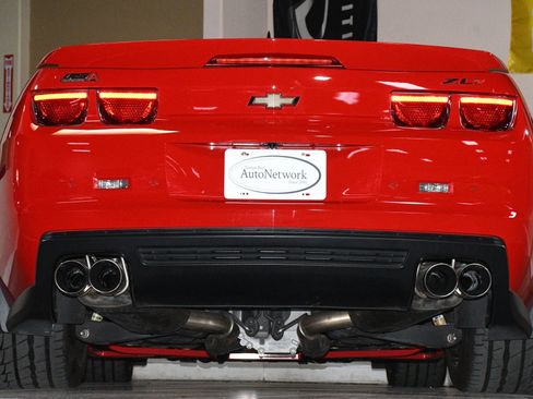 Used 2013 Chevrolet Camaro ZL1 w/ Gray Stripe Package RWD image 82