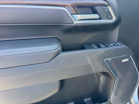 Certified 2025 Chevrolet Silverado 1500 LT Trail Boss AWD/4WD image 15