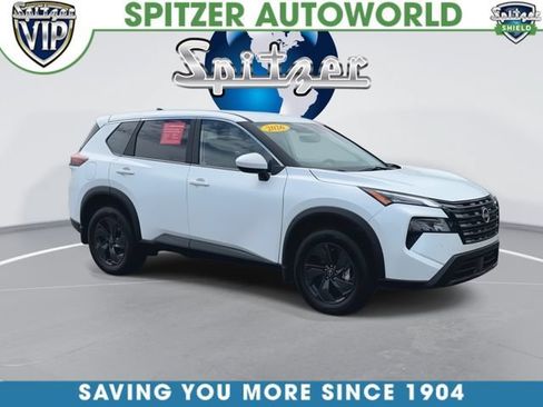 Used 2026 Nissan Rogue SV w/ Cold Weather Package AWD/4WD image 2
