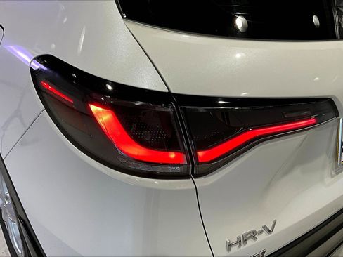 Used 2024 Honda HR-V LX image 23