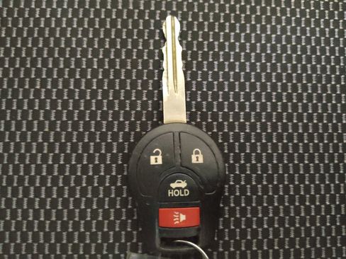 Used 2017 Nissan Versa SV FWD image 32