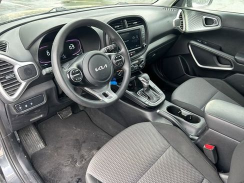 Used 2023 Kia Soul LX w/ Option Group 015 FWD image 23