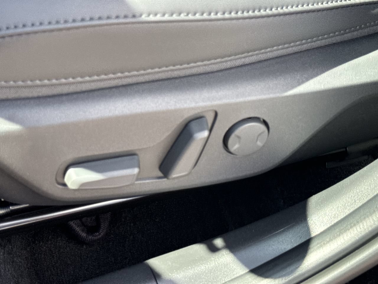 New 2026 Kia Niro FWD image 14