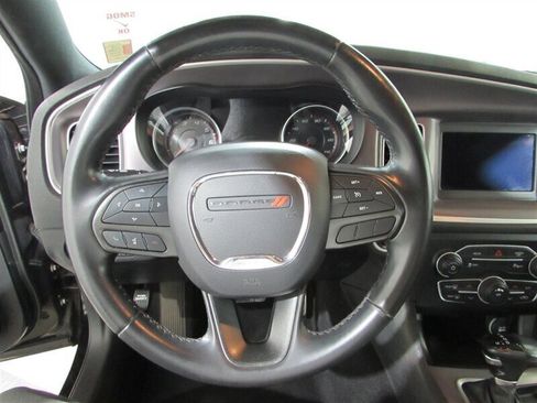 Used 2022 Dodge Charger SXT image 32