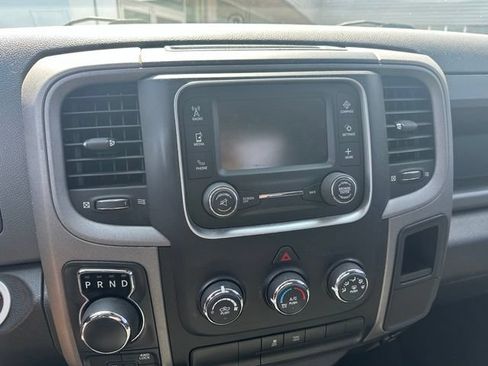 Used 2015 RAM 1500 Express w/ Black Ram 1500 Express Group AWD/4WD image 9