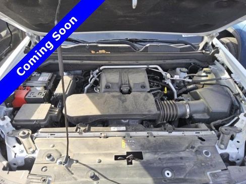 Used 2024 Chevrolet Colorado Z71 w/ LPO, Dark Essentials Package image 10