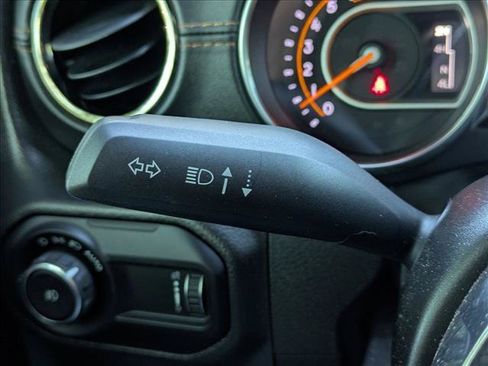 Used 2023 Jeep Wrangler Unlimited Sahara AWD/4WD image 7